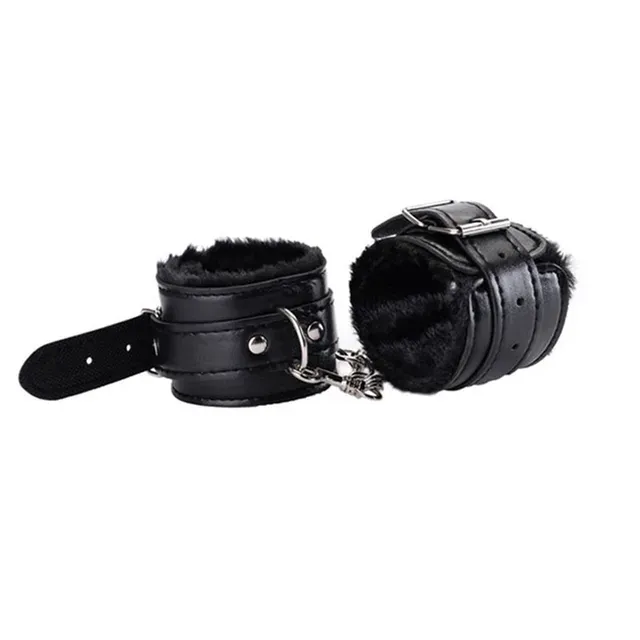 Menotttes sexy BDSM intérieur fourrure plus fouet en cuir pour jeu érotique en couple